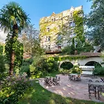 Chateau De Riell Отель Молич
