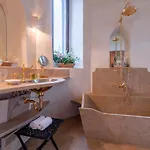 Chateau De Riell Otel