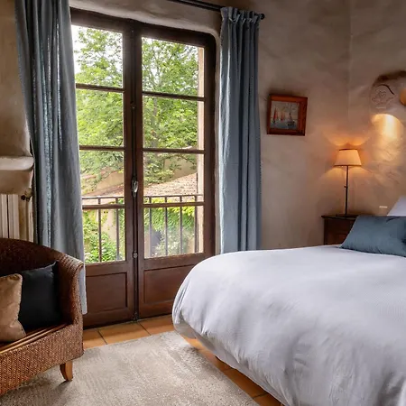 Chateau De Riell فندق 5*