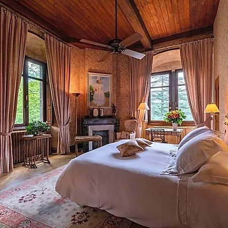 Chateau De Riell 5* Moltig les Bains