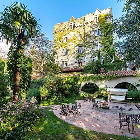 Hotel Chateau De Riell Moltig les Bains