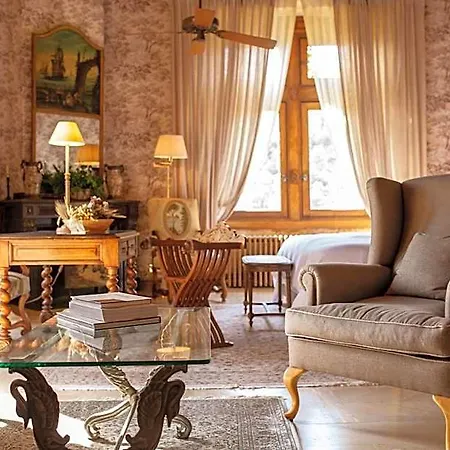 Chateau De Riell 5*
