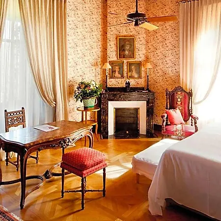 Chateau De Riell Hotel Moltig les Bains