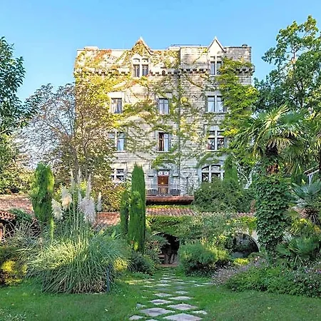 Chateau De Riell Hotel