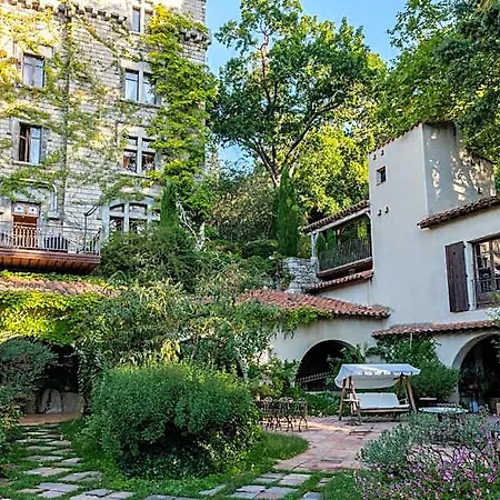 Chateau De Riell 5* Moltig les Bains