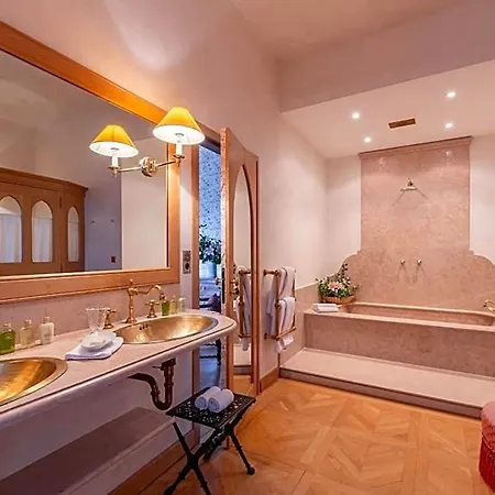 Chateau De Riell Moltig les Bains