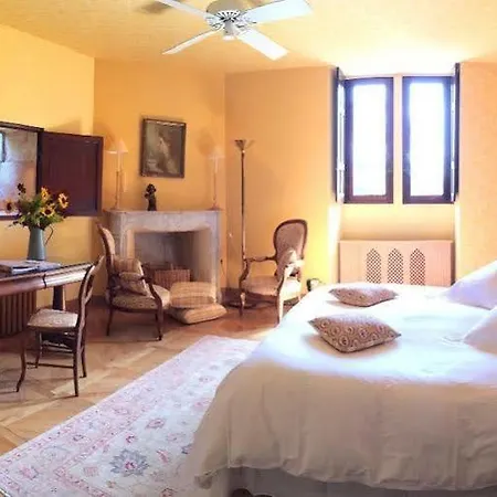 Chateau De Riell 5* Moltig les Bains