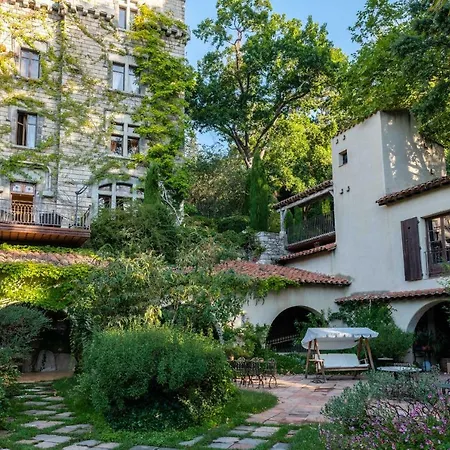 Hotel Chateau De Riell