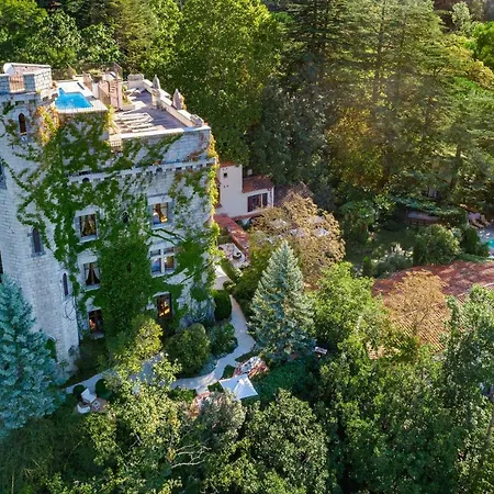 Chateau De Riell Hotel 5*