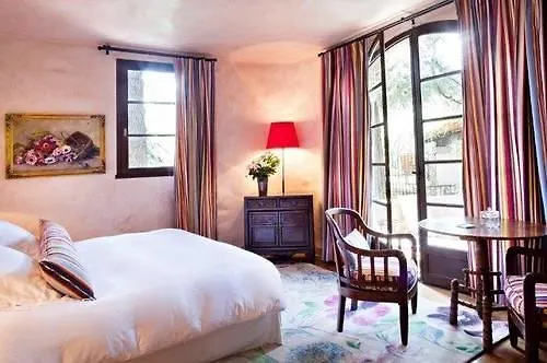 Chateau De Riell Hotel 5*