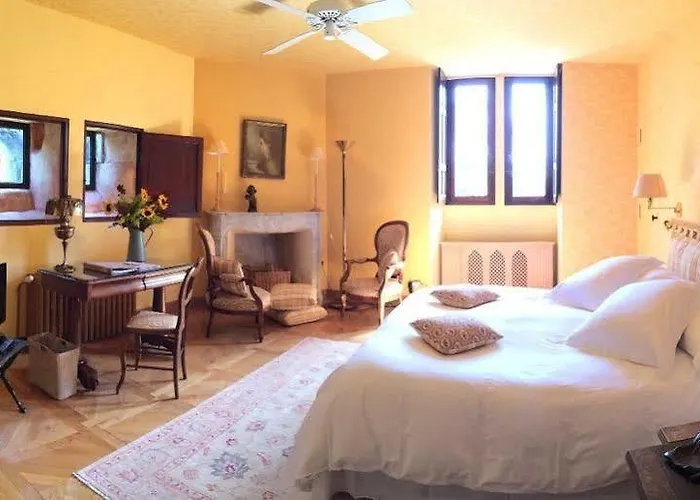 Chateau De Riell 5* Moltig les Bains