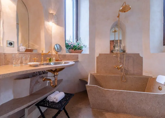 Chateau De Riell Hotel